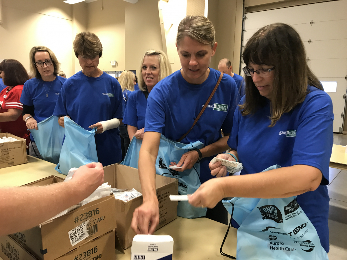 VOLUNTEERS ASSEMBLE CARE KITS FOR 2,500 PEOPLE IN NEED United Way of